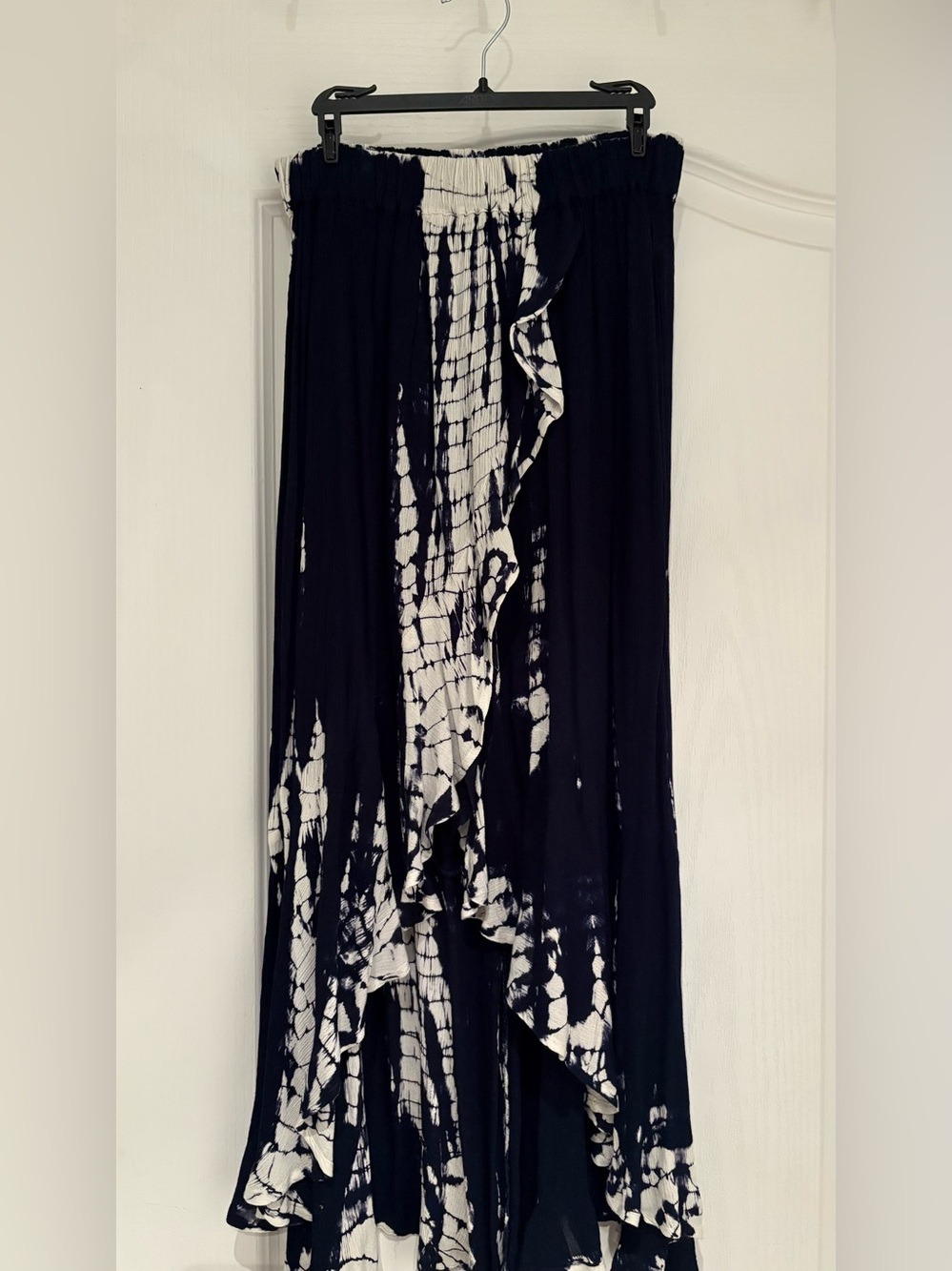 EARTHBOUND Black and Navy Tie-Dye Ruffle Maxi Skirt